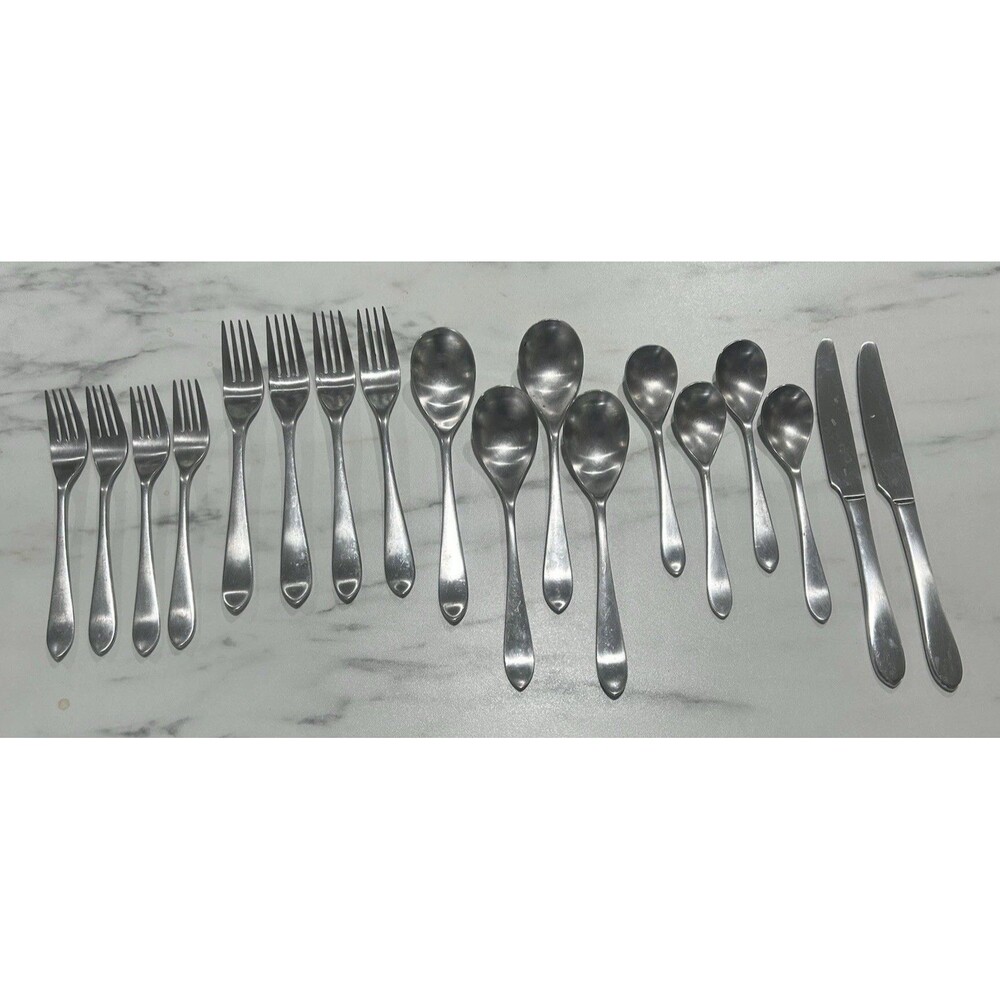 Robert Welch Stainless Steel Flatware Cambridge 18 PIECES HALLMARKED 18/10 Matte - Picture 4 of 4